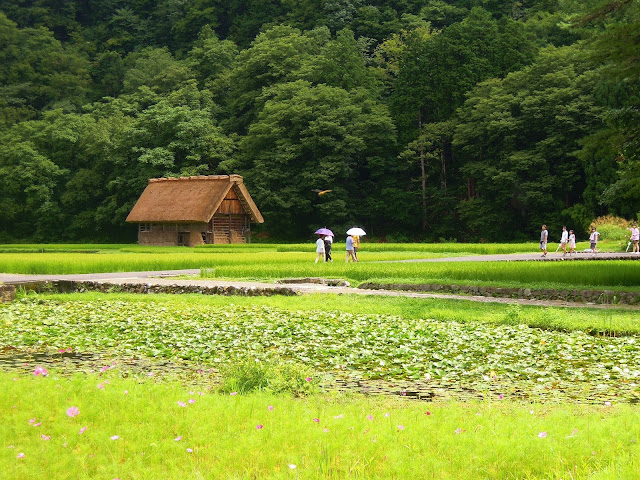 Shirakawa-go e il villaggio tradizionale giapponese